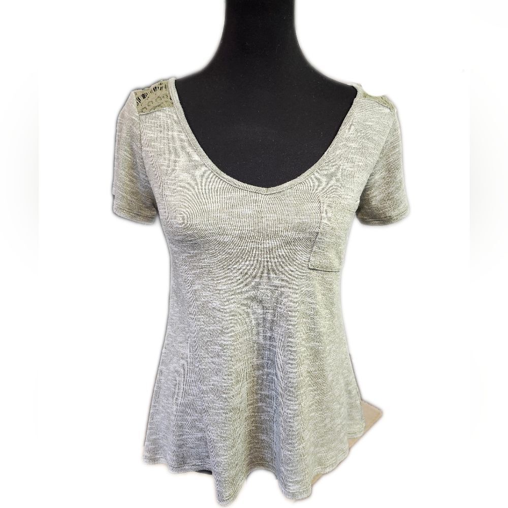Neon Soul Heather Olive Green Short Sleeved Lace Panel Back Tee, M